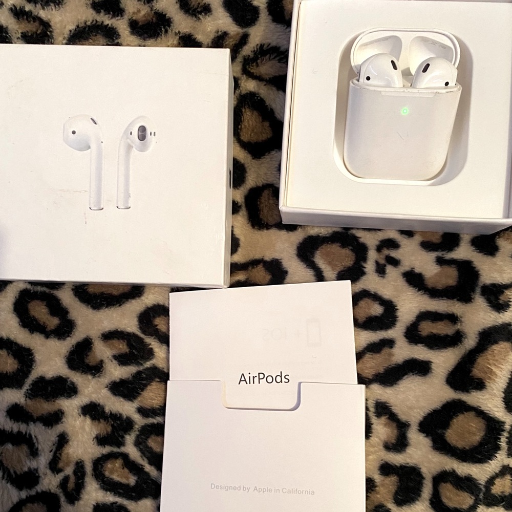 APPLE AIRPODS 2nd GEN